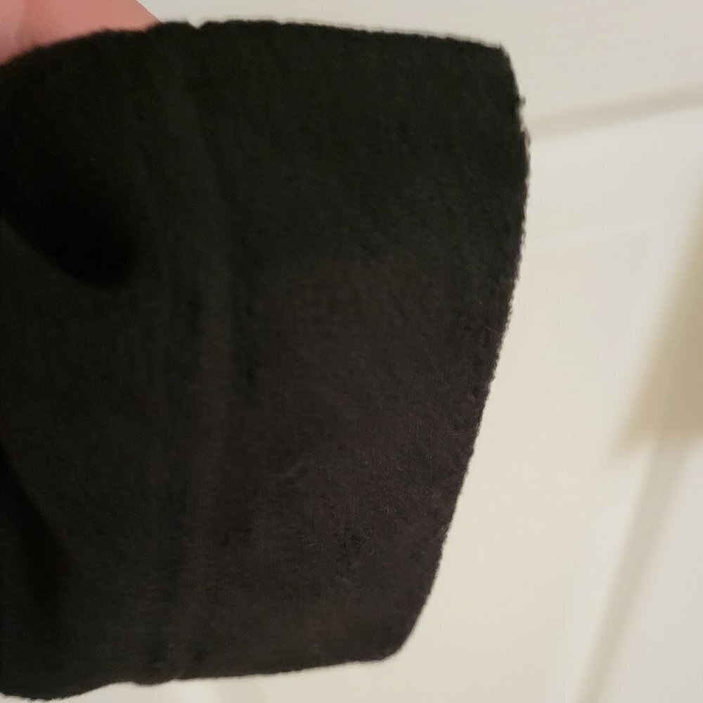 Rains Soft Fleece W Cropped Black Sweatshirt NWT Size: SMALL - Picture 7 of 7
